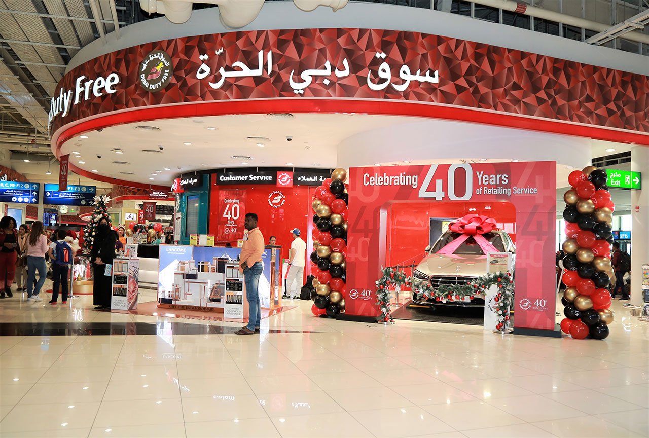 سوق دبي الحرة تسجل مبيعات قياسية بلغت 858.21 مليون درهم